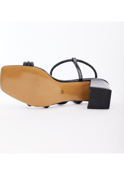 Bilekten Bantlı Taşlı Kadın Abiye Ayakkabı indirimleri