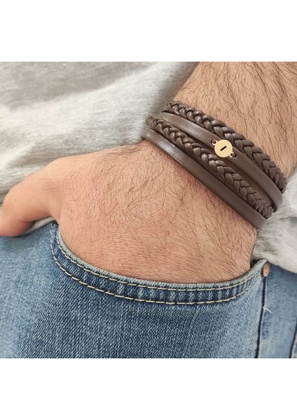 14 Ayar Plakalı Altın I Harfine Özel Kahverengi Derili Yuvarlak Motifli Hediye BILEKLIK-533HARF fiyatları