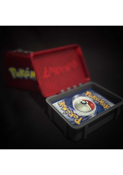 Küçük ve Şık Pokémon Tcg Saklama Kutusu, Kırmızı Renkli, Taşımaya Uygun Tasarım. modelleri