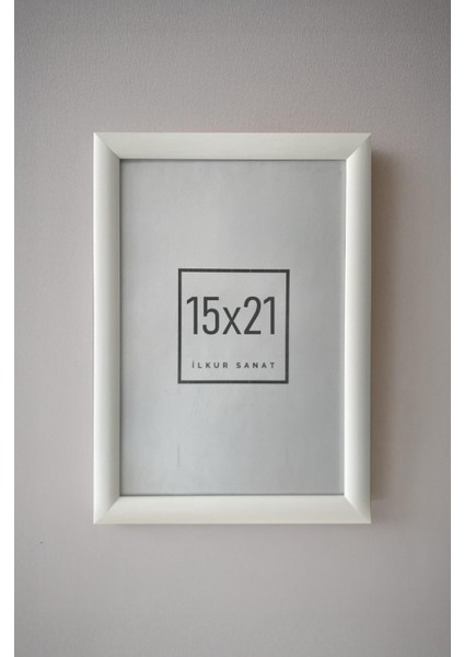 A5 Boyutunda (15X21) 2mm Kalınlığında Düz Camlı Çerçeve