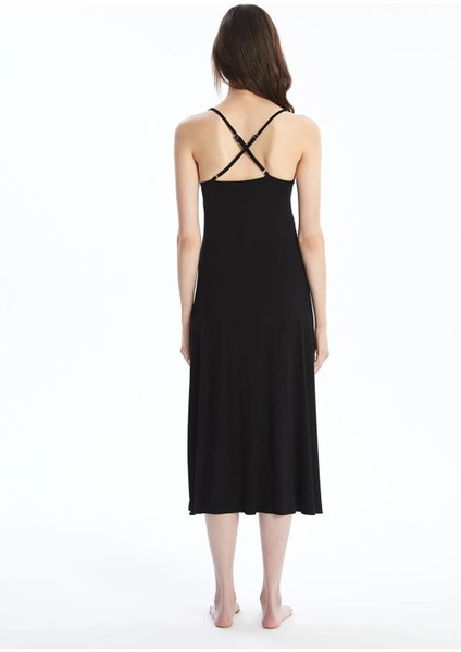 Lcw Dream V Yaka Dantel Detaylı Askılı Kadın Fantezi Gecelik (W5) fırsatları