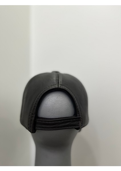 Unisex Kahverengi Hakiki Deri Cırt Cırtlı Şapka – Ayarlanabilir Spor & Şık Tasarım (57-59 cm ) Arkadan ayarlanabilir modelleri