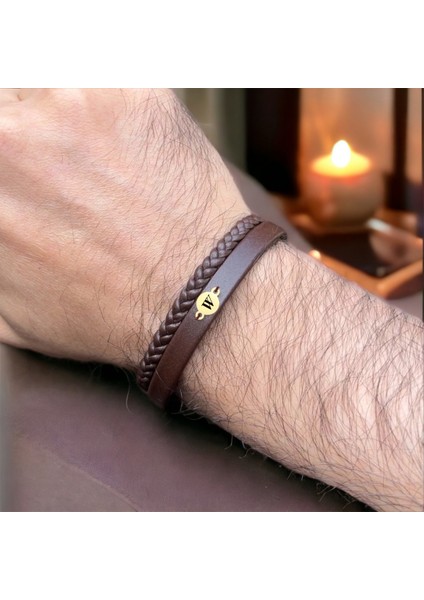 14 Ayar Plakalı Altın W Harfine Özel Kahverengi Derili Yuvarlak Motifli Hediye BILEKLIK-538HARF fiyatları