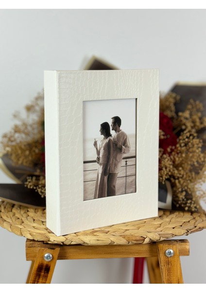 15x21cm 100 Fotoğraf Kapasiteli Lüks Pencereli Deri Fotoğraf Albümü