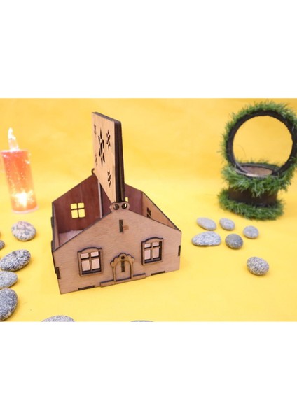 Ahşap Ev Tarzında Şık Kutu, Kahverengi Dekoratif Saklama Alanı