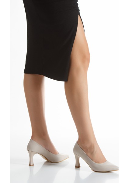 Beyaz Kadın Topuklu Ayakkabı Iş Günlük ve Özel Gün modelleri