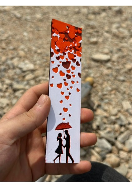 Aşk Yağmuru – Kabartmalı 3D Renkli Romantik Kitap Ayracı (3,5 x 15 Cm, Pla) fırsatları
