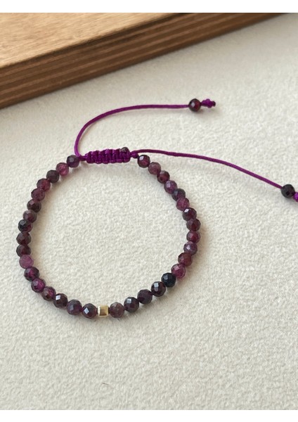 14 Ayar Altın Küp Detaylı Doğal Parlak Granat Taşlı Zarif El Işi Altın Bileklik modelleri