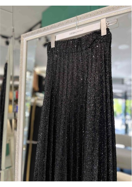 Melike Tatar Payetli Piliseli Etek - Siyah - Standart fiyatları