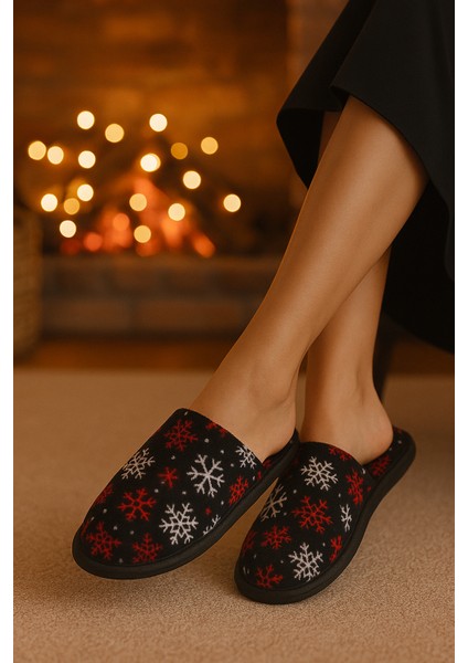 Sıcacık Peluş Kadın Ev Terliği | Kapalı Burun Karakterli – Kar Tanesi Desenli Kedi Desenli fiyatları