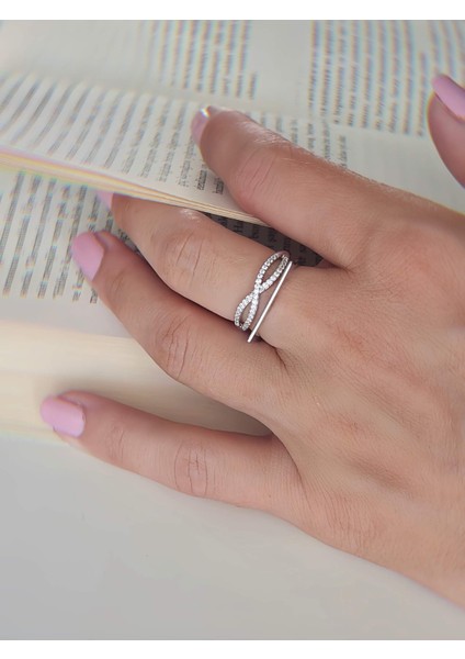 Sonsuzluk Model Zirkon Taşlı Ayarlanabilir Silver Gümüş Renkli Yüzük