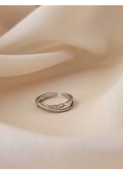 Iki Sıralı Çapraz Zirkon Taşlı Ayarlanabilir Silver Gümüş Renkli Yüzük modelleri