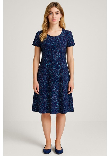 Dökümlü Rahat Kalıp Günlük Penye Kumaş Elbise