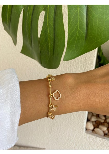 Yonca ve Çiçek Figürlü Zirkon Taşlı Ayarlamalı Açık Gold Bileklik fırsatları