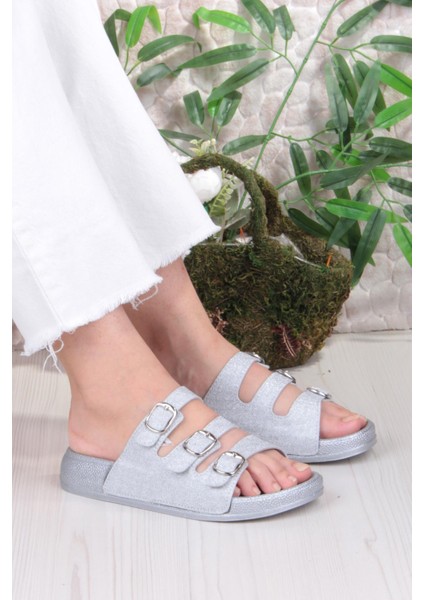 100403 Pienn Anatomik Esnek Rahat Simli Baskılı Üç Tokalı Kadın Terlik