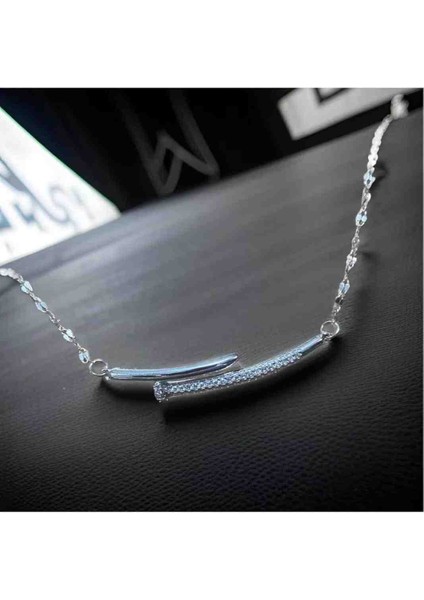 Minimal Çivi Detaylı Çelik Kolye fiyatları