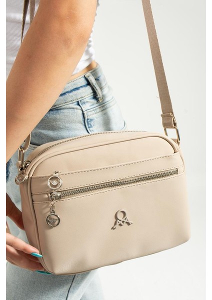 Kadın Postacı Çanta 23*18 cm Çapraz Askılı Omuz Çantası Mega Bag Günlük Kullanıma Uygun fiyatları