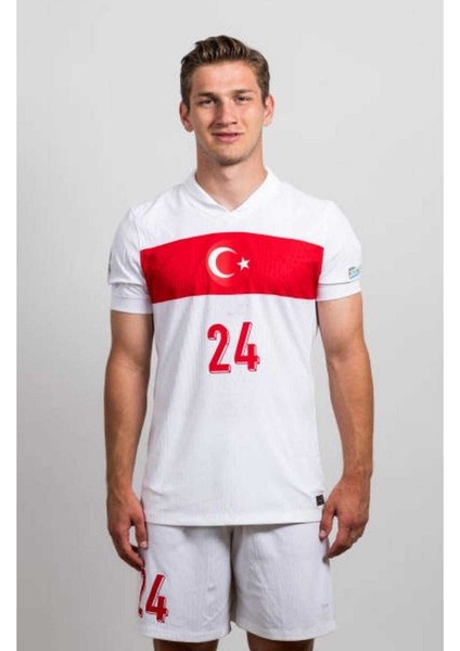 Türkiye Milli Takım Euro 2024 Sem H Kılıçsoy Forması (Beyaz) modelleri