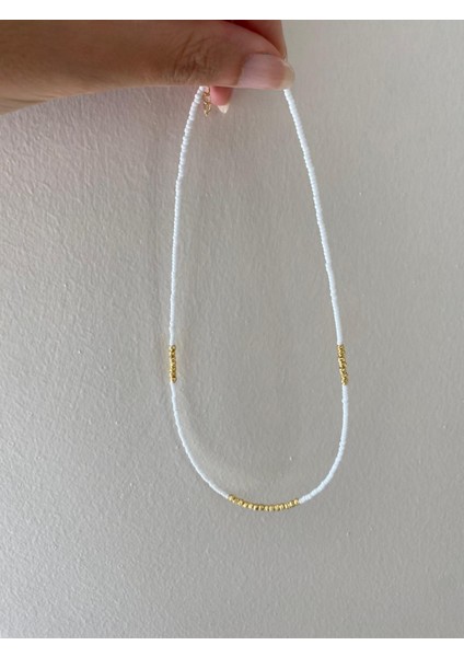 Beyaz Dorika Boncuklu Yaz Kolye fırsatları