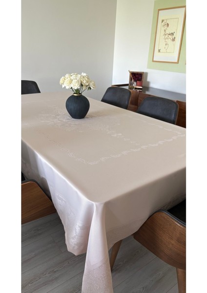 Dertsiz Bej Pano Masa Örtüsü Kir Leke Tutmaz Sıvı Geçirmez