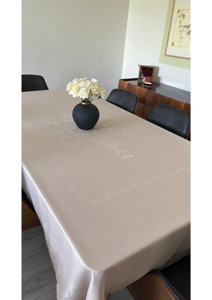Dertsiz Bej Pano Masa Örtüsü Kir Leke Tutmaz Sıvı Geçirmez