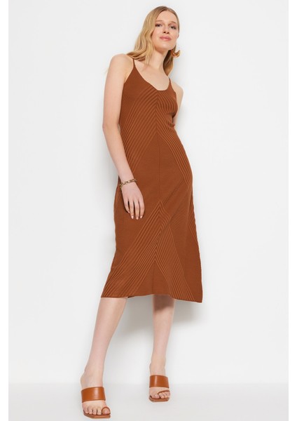 Shopeonly kahverengi Midi Triko Elbise modelleri