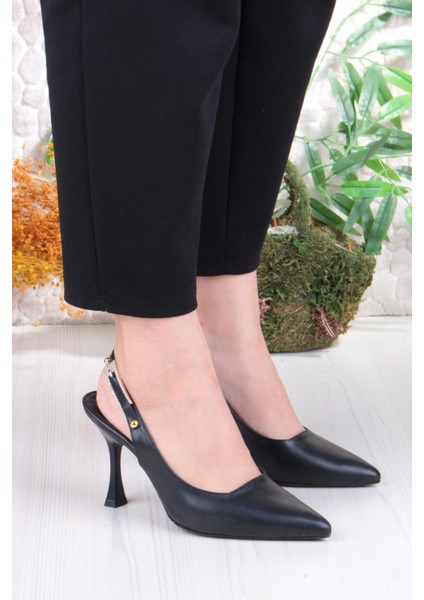 086-5047 Fls Önü Kapalı Taşlı Toka Detaylı Arkası Açık Topuklu Ayakkabı modelleri