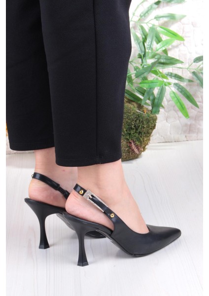 086-5047 Fls Önü Kapalı Taşlı Toka Detaylı Arkası Açık Topuklu Ayakkabı fırsatları