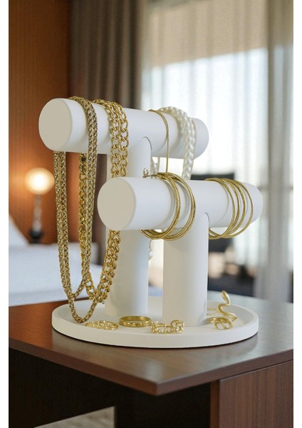 Şık Beyaz Takı Düzeni - Bilezik, Kolye Ve Yüzük Saklama Standı