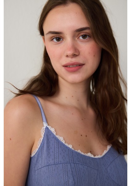Indigo Hailee Çiçekli Dantelli Pamuklu Ajurlu Pijama Üstü fiyatları