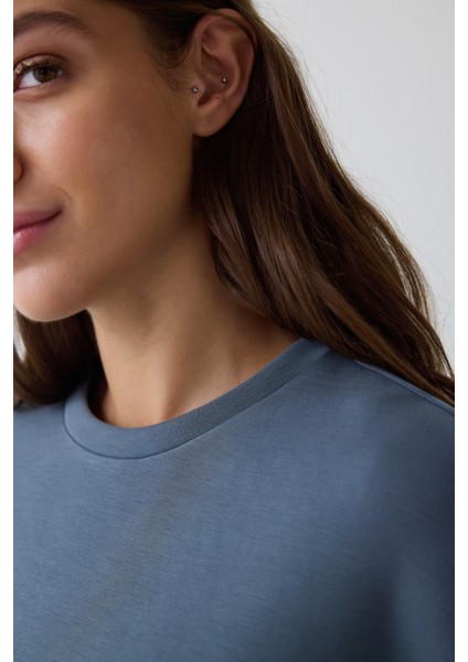 Koyu Gri Bisiklet Yaka Oversize Kısa Modal Sweatshirt