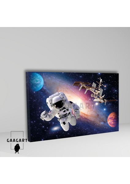 Tekli Yatay Kanvas Duvar Tablosu Uzay Astronot ve Uydu fiyatları