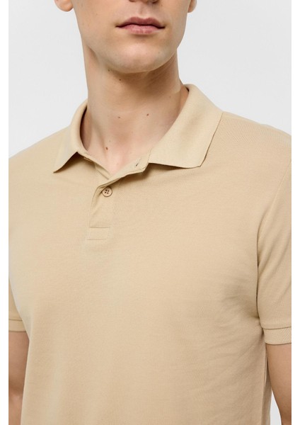 Bej Slim Düz Polo Yaka Tişört fırsatları