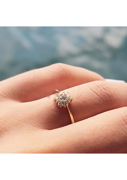 Gümüş Yüzük - Zirkon (Beyaz) Taşlı Gül Evlilik Teklifi Yüzüğü - Hediyelik 925 Ayar Kadın Gümüş Yüzük