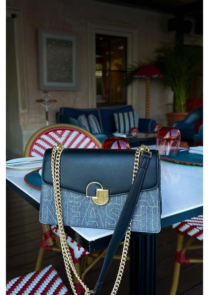 Siyah Gold Toka Detaylı Omuz Çantası