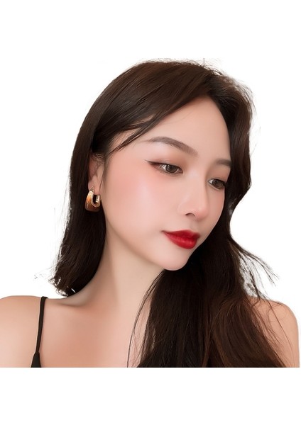 Retro Şeker Renkli Reçine Geometrik Kulak Klipsi Küpeler Avrupa ve Amerikan Moda Niş Basit Mizaç Net Ünlü Kadınlar Için Üst Düzey Küpeler (Yurt Dışından) fiyatları