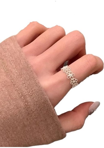 Yeni Içi Boş Çiçek Yüzük Gümüş Kaplama Kadın Çok Yönlü Moda Nazik Mizaç Niş Işaret Parmağı Yüzük (Yurt Dışından) fiyatları