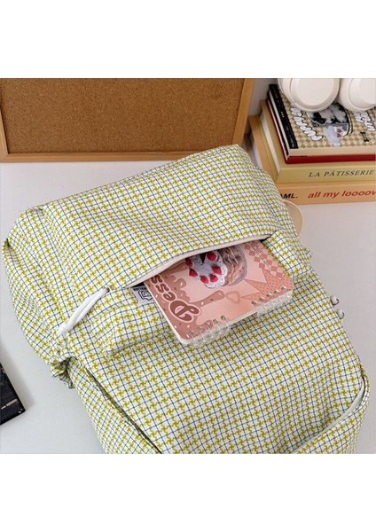 Lise Öğrencisi Kitap Çöreği (Yurt Dışından) fırsatları