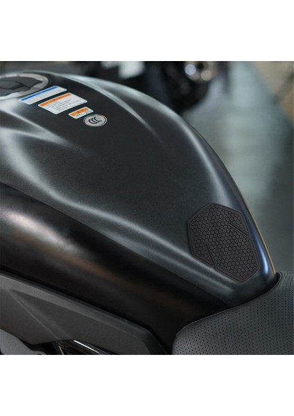 Motosiklet Yakıt Deposu Koruma Pedi Kaymaz Yakıt Deposu Contası Kawasaki Eliminator 400 450 500 Siyah (Yurt Dışından) fiyatları