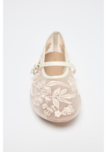 File Nakış ve Boncuk Detaylı Yuvarlak Burun Lüks Kadın Babet modelleri