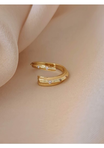 Çapraz Zirkon Taşlı Model Ayarlanabilir Gold Altın Renkli Yüzük