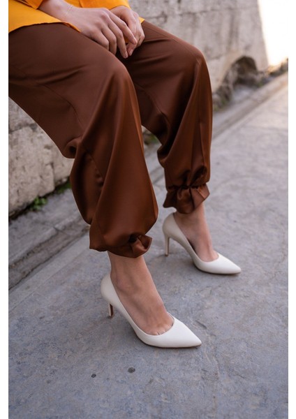 Pael Ekru Deri Stiletto fırsatları