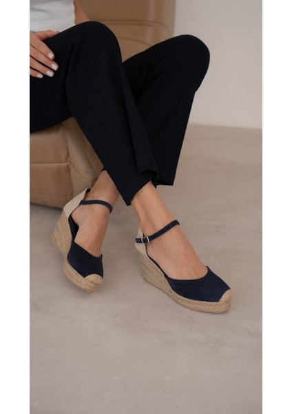 Delgado Lacivert Süet Hakiki Deri Topuklu Ayakkabı fırsatları