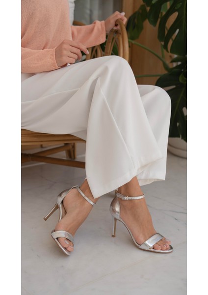 Yolette Lame Hakiki Deri Topuklu Ayakkabı fırsatları