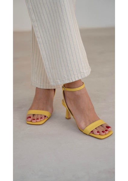 Waylon Sarı Topuklu Ayakkabı