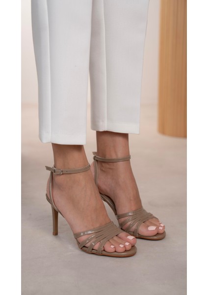 Evander Vizon Rugan Hakiki Deri Topuklu Ayakkabı fiyatları