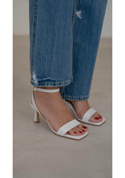 Waylon Beyaz Topuklu Ayakkabı