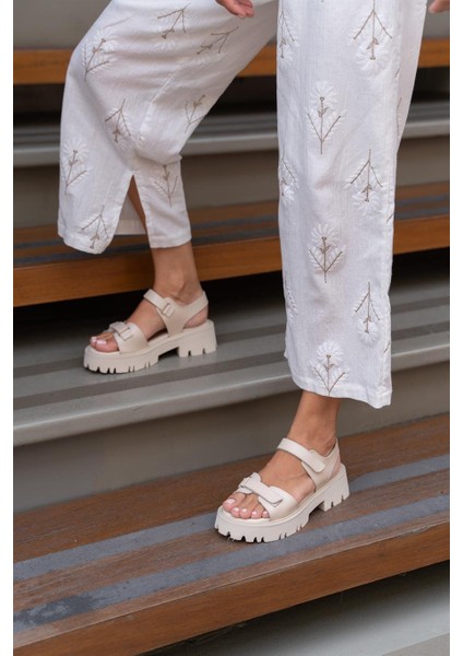 Terba Ekru Deri Sandalet