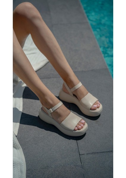 Toby Bej Hakiki Deri Kadın Sandalet