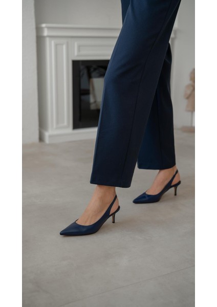 Lisa Lacivert Hakiki Deri Topuklu Ayakkabı